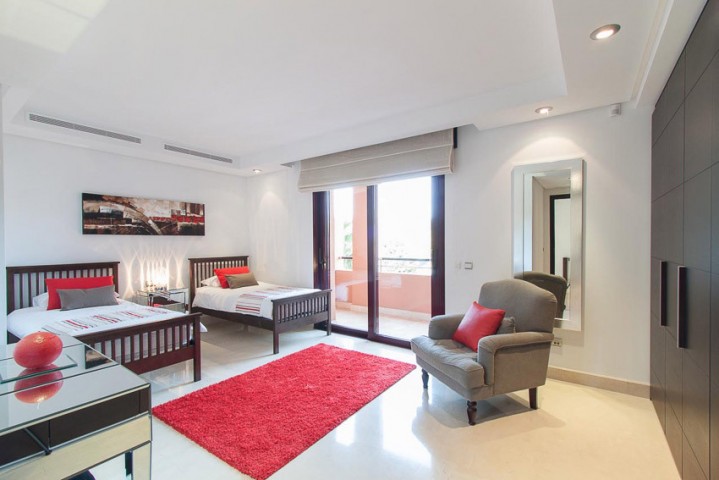 2 Bedroom Apartment in Puerto Banús