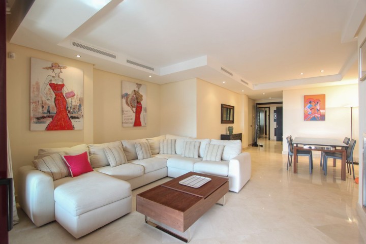 2 Bedroom Apartment in Puerto Banús