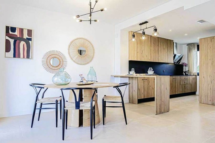 3 Bedroom Townhouse in New Golden Mile