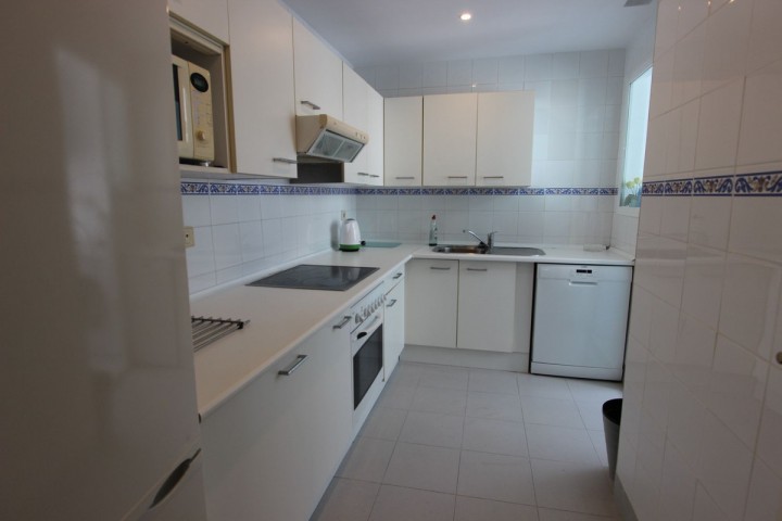 Penthouse avec 4 Chambres  à Puerto Banús