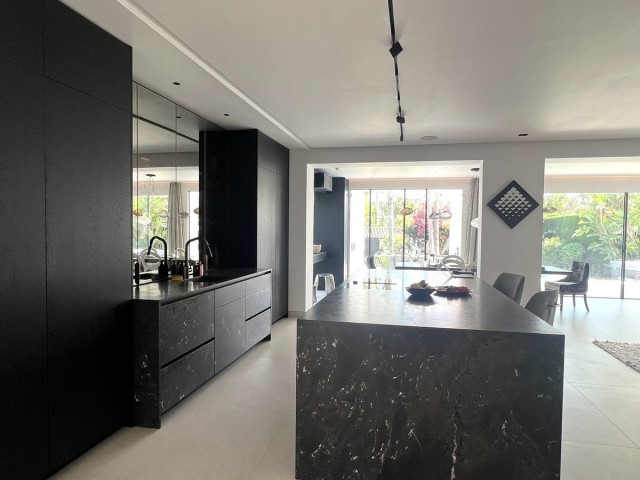 7 Slaapkamer Villa in Nueva Andalucía