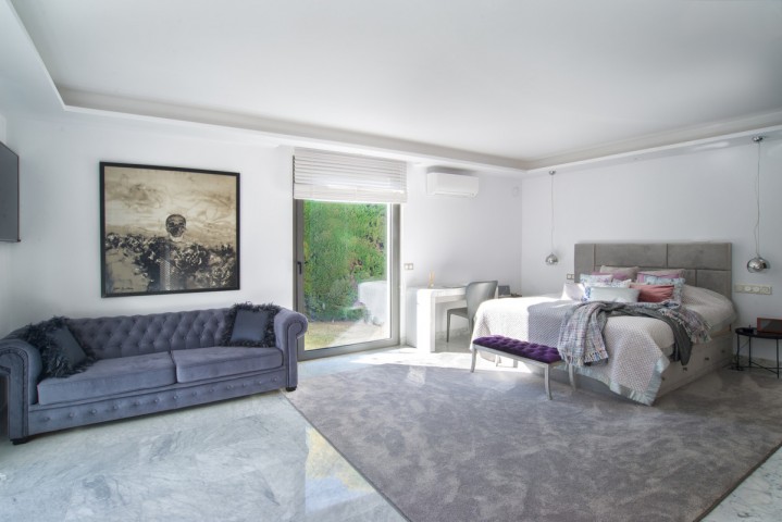 7 Slaapkamer Villa in Nueva Andalucía