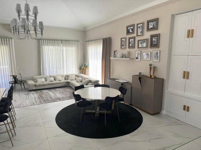 4 Slaapkamer Villa in San Pedro de Alcántara