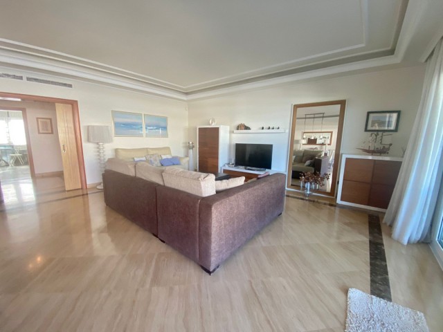 2 Bedroom Apartment in Puerto Banús