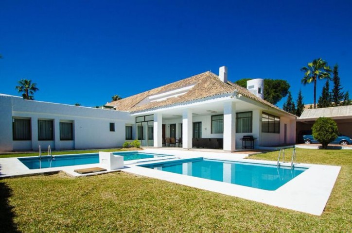 5 Bedroom Villa in Puerto Banús