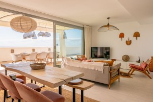 Penthouse, R5023468
