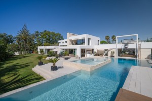 Villa, R5050729