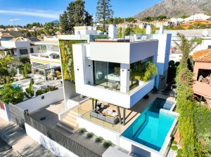 Villa The Golden Mile - R5007352