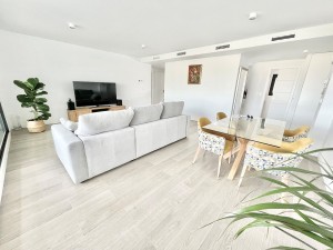 Apartment, R4453525